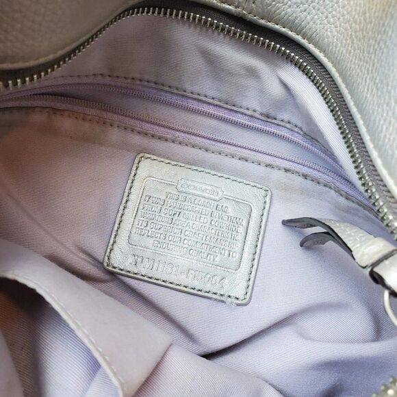 Coach F15064 Metallic Silver Leather Duffle Hobo Satchel Shoulder Purse Hand Bag - Picture 2 of 8